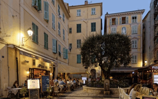 RESTAURANT PIETONNE