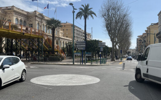 MURS COMMERCIAUX CENTRE VILLE