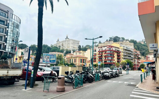 31 M² DROIT AU BAIL QUARTIER GARE ROUTIERE