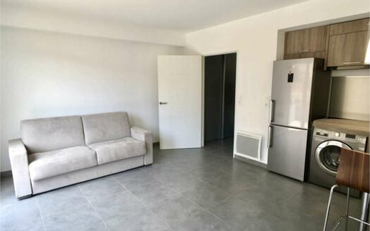 STUDIO 31 m² CENTRE VILLE MENTON