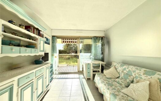 STUDIO GARAVAN PISCINE