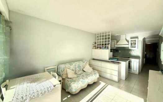 STUDIO GARAVAN PISCINE